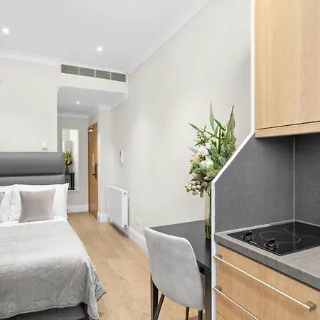 Cleveland Residences Russell Square London Exterior photo