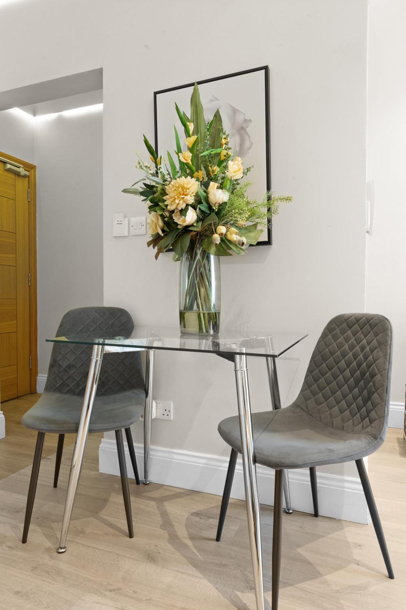 Cleveland Residences Russell Square Appartement
