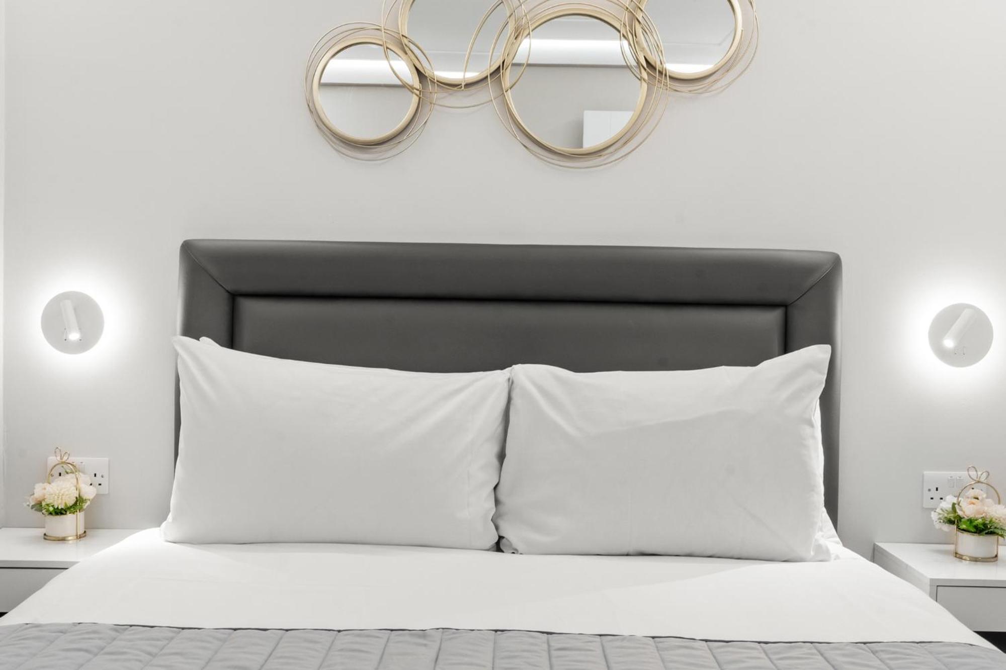Cleveland Residences Russell Square Appartement *