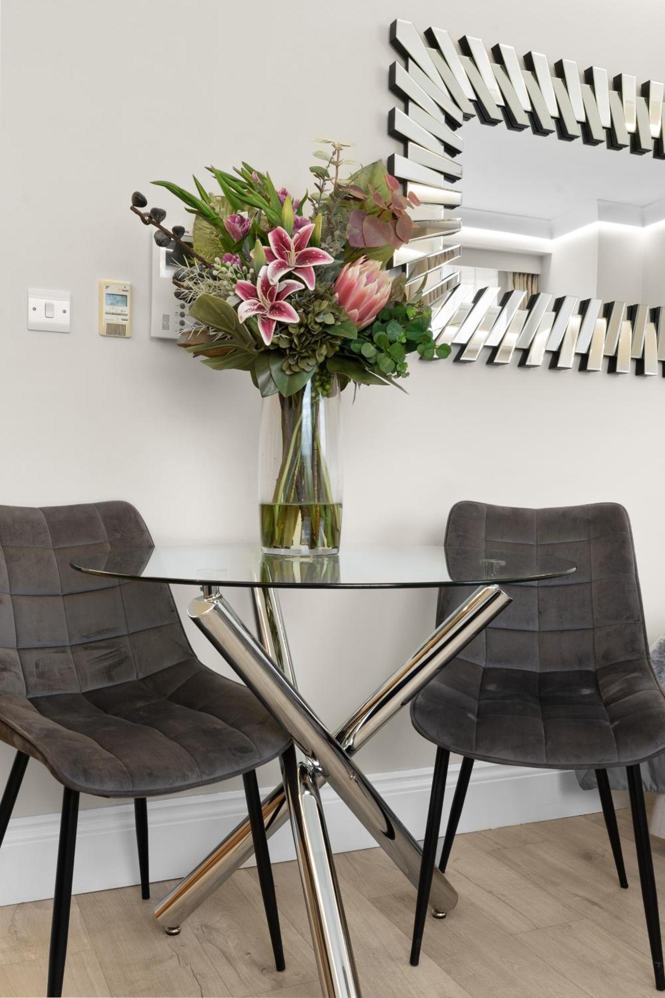 Cleveland Residences Russell Square Appartement *